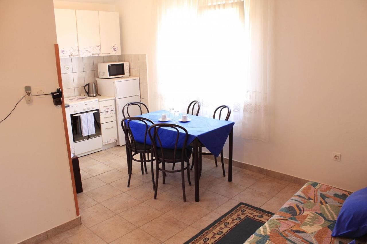 Guest house And Jagoda - Comfy And Cozy