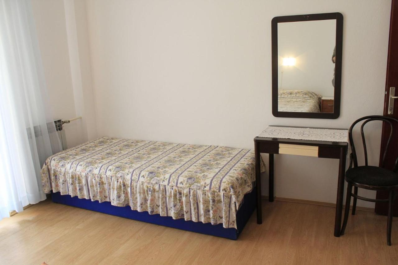 And Jagoda - Comfy And Cozy 3*